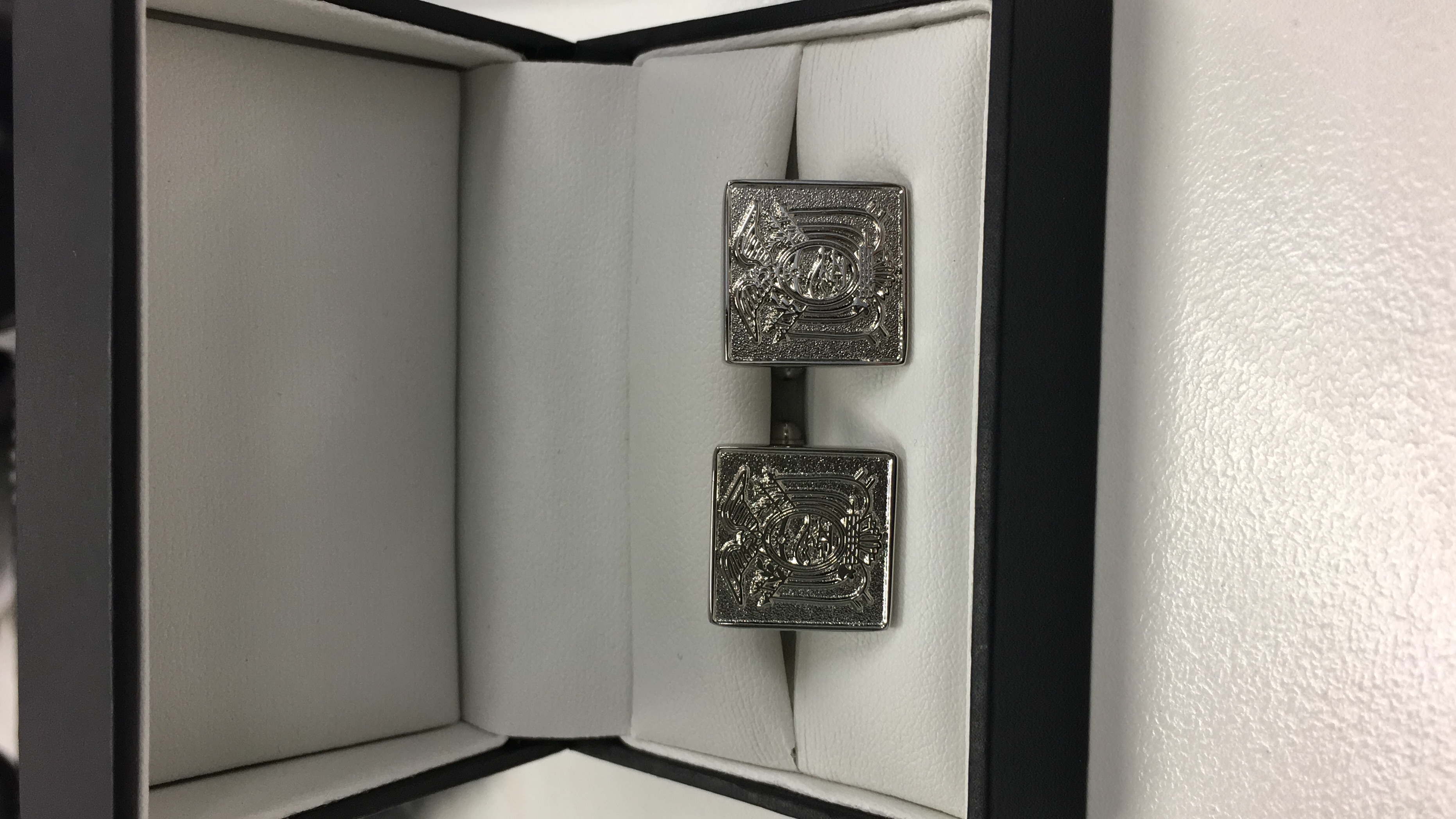 Custom Made Cufflinks No Minimums & Free Shipping Ties n' Cuffs